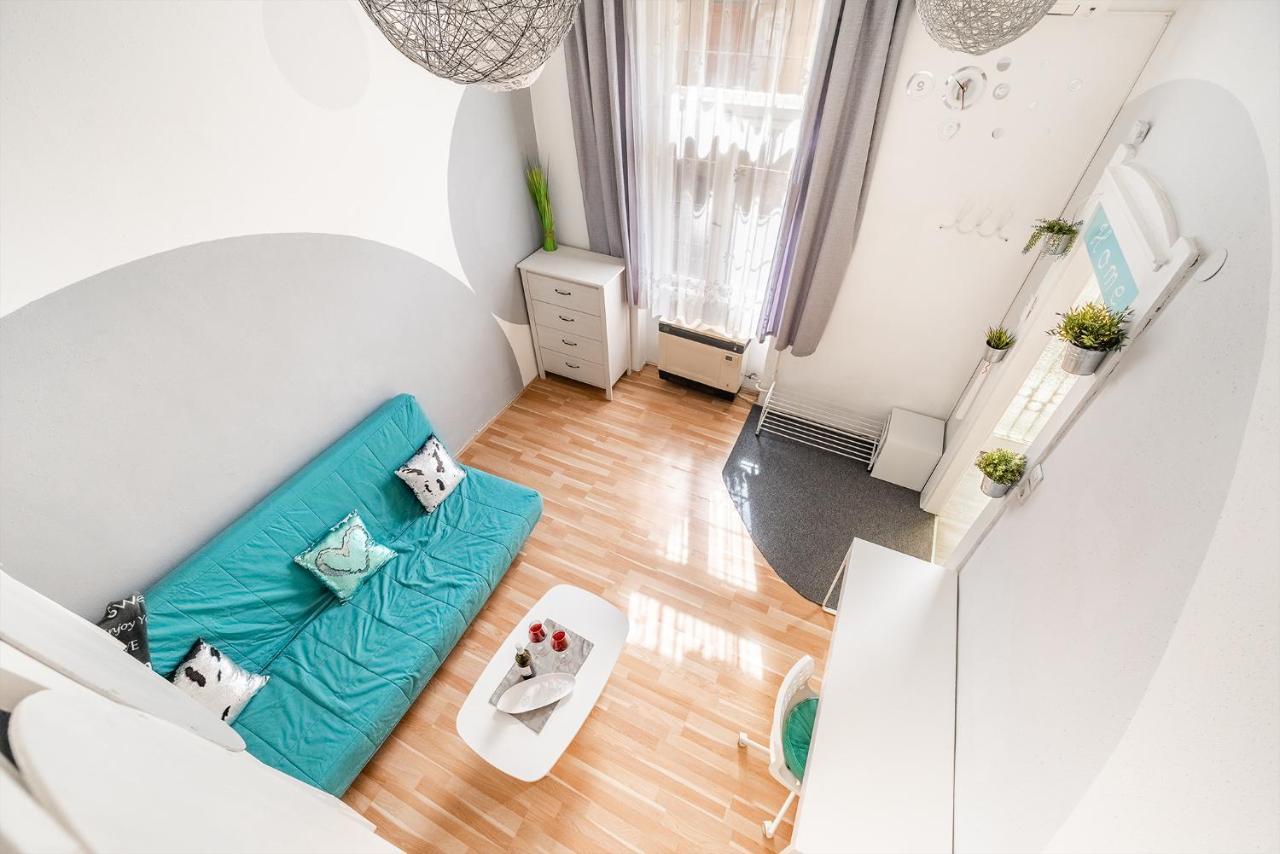 Sunny Dots Apartment - Free Parking! ブダペスト エクステリア 写真