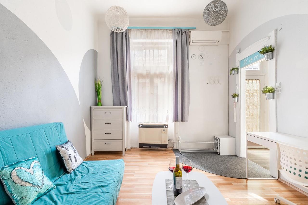Sunny Dots Apartment - Free Parking! ブダペスト エクステリア 写真